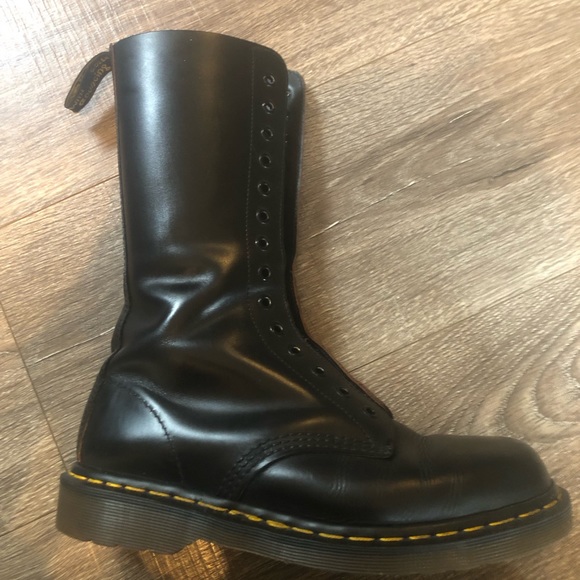 RARE 14 eyelet made in England vintage Doc Martens!! - Picture 8 of 10